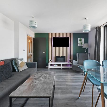 Penthouse W/ Hot Tub Near Stratford, Westfield Apartamento Londres Exterior foto